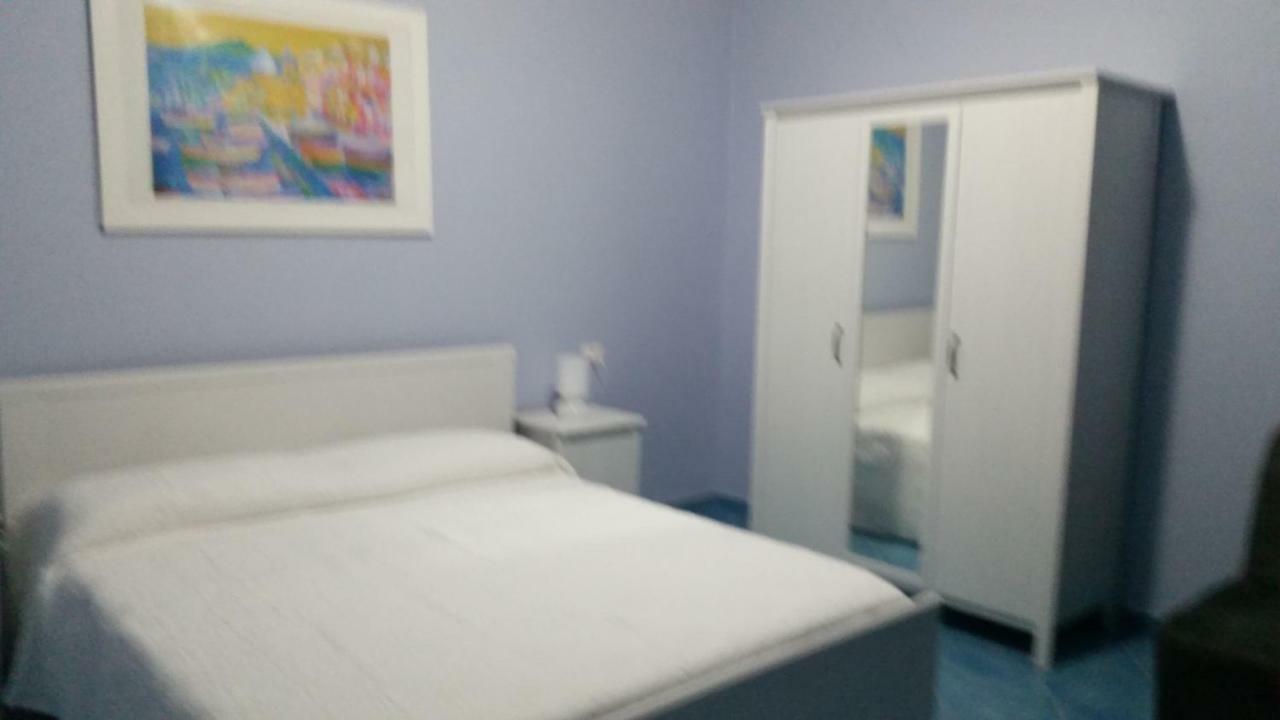 Piccolo Bed Bed and Breakfast Procida Esterno foto